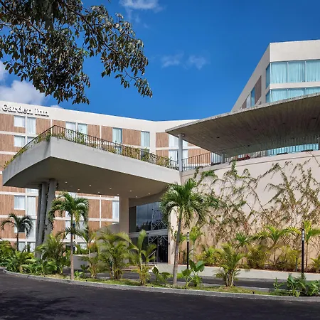 Hilton Garden Inn Cancun Airport-2
